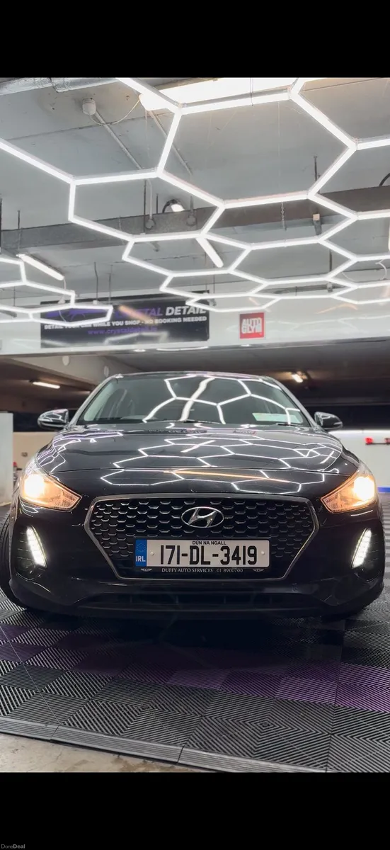 171 Hyundai i30 - VERY LOW MILEAGE - Image 3