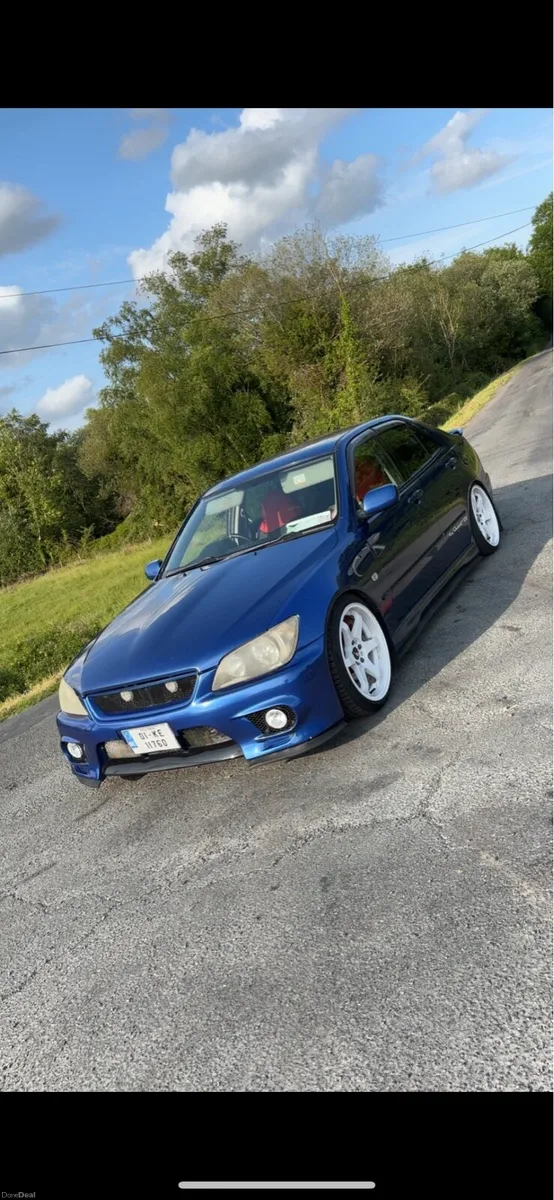 Toyota Altezza - Image 3