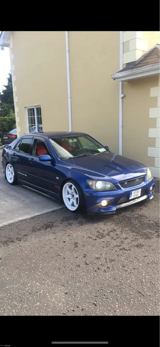 Toyota Altezza - Image 4