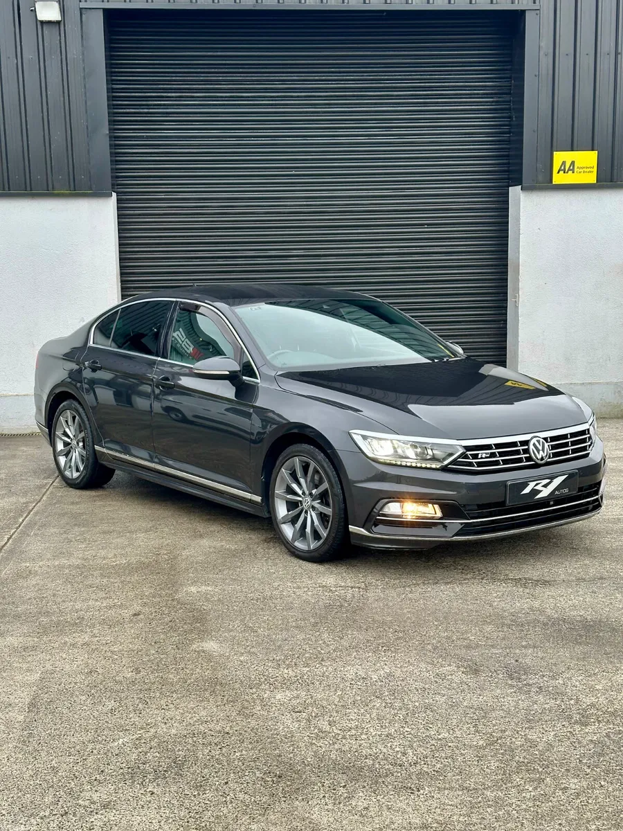 2019 VOLKSWAGEN PASSAT RLINE - Image 3