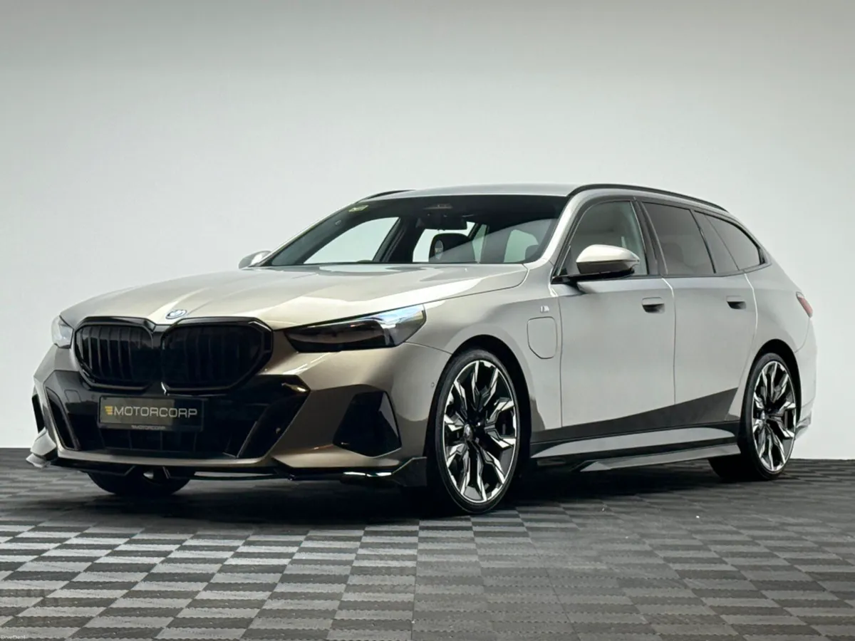 BMW 5-Series 530E M SPORT PRO - Image 3