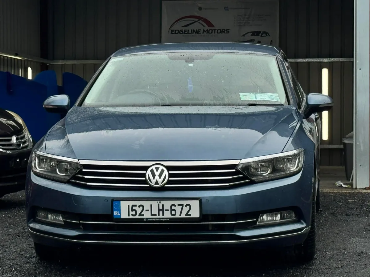 Volkswagen Passat 2015 Automatic - Image 2