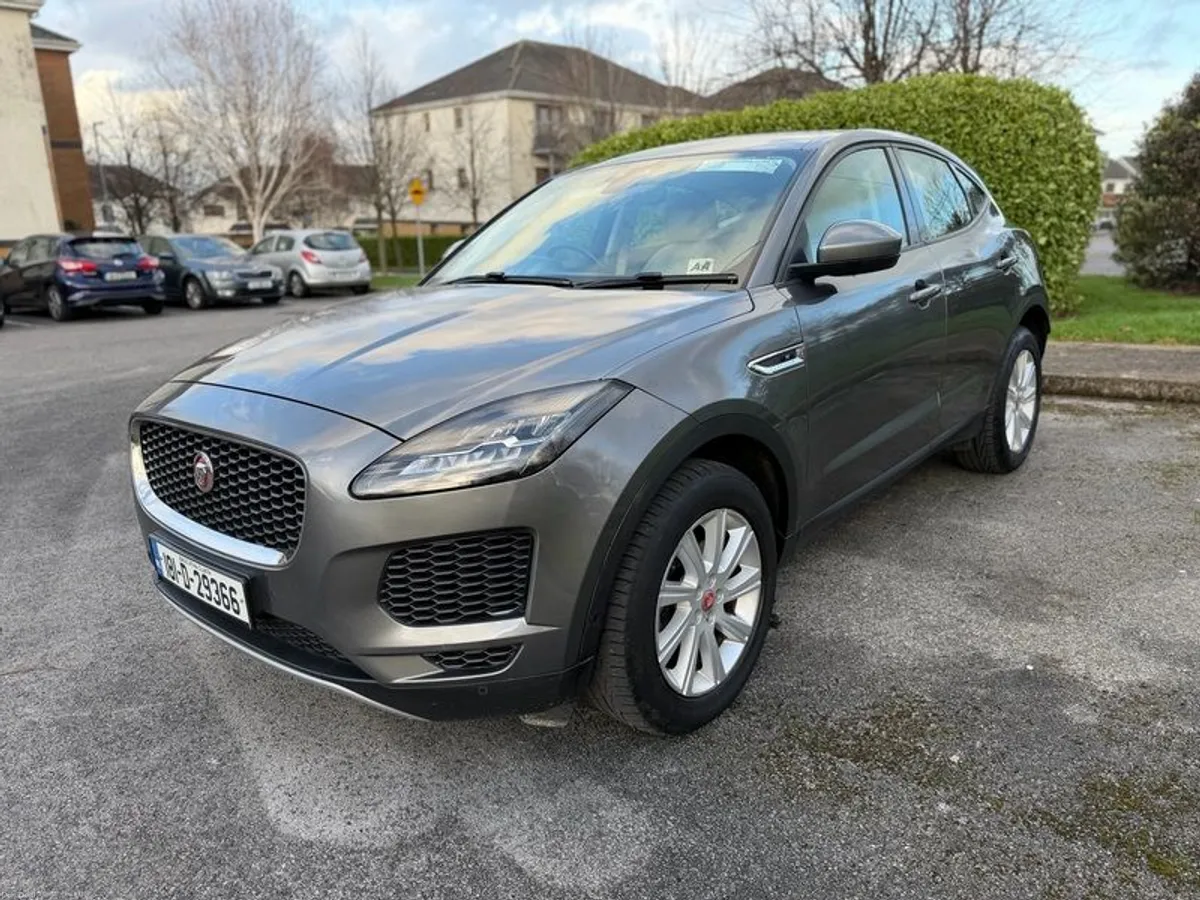 2018 Jaguar E-pace - Image 2