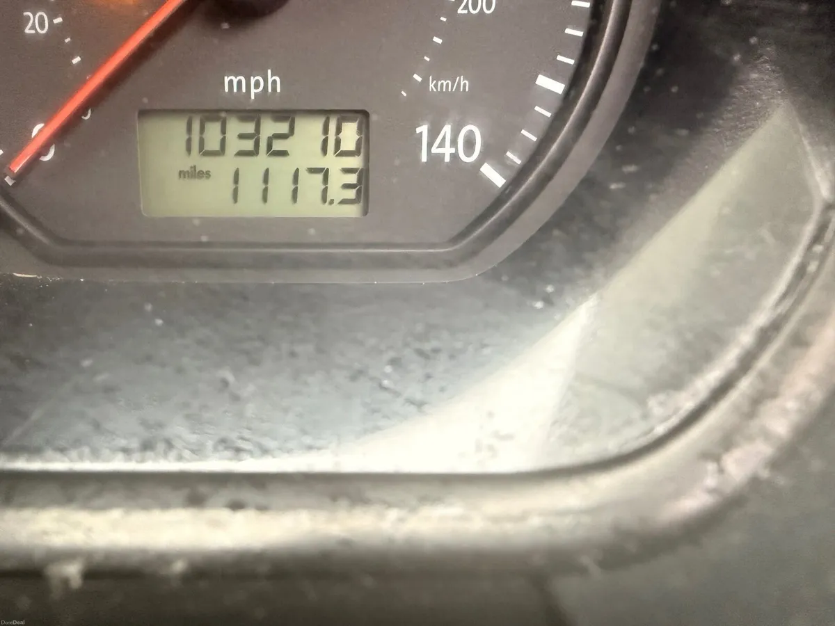 Volkswagen Polo 2008 - Image 2