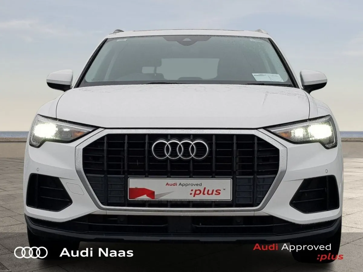 Audi Q3 45 TFSI E S Tronic SE - Image 2