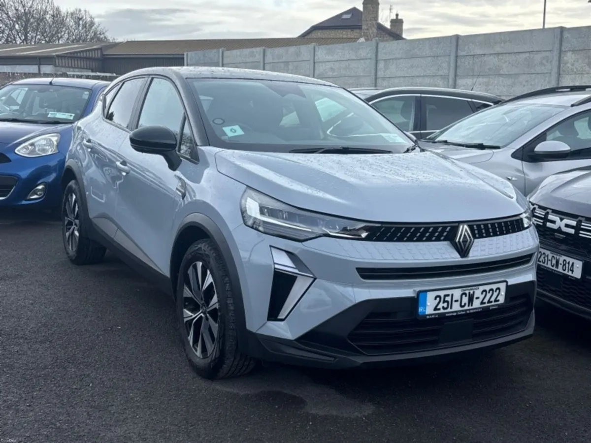 Renault Captur TCe 90 Evolution - Image 1