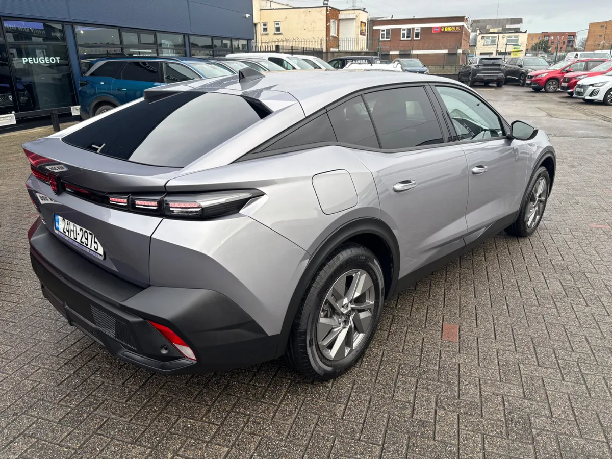 Peugeot 408 2024 - Image 3