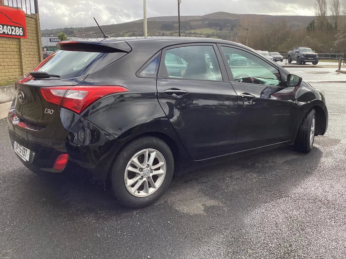 Hyundai i30 * 1.6 DIESEL - Image 4