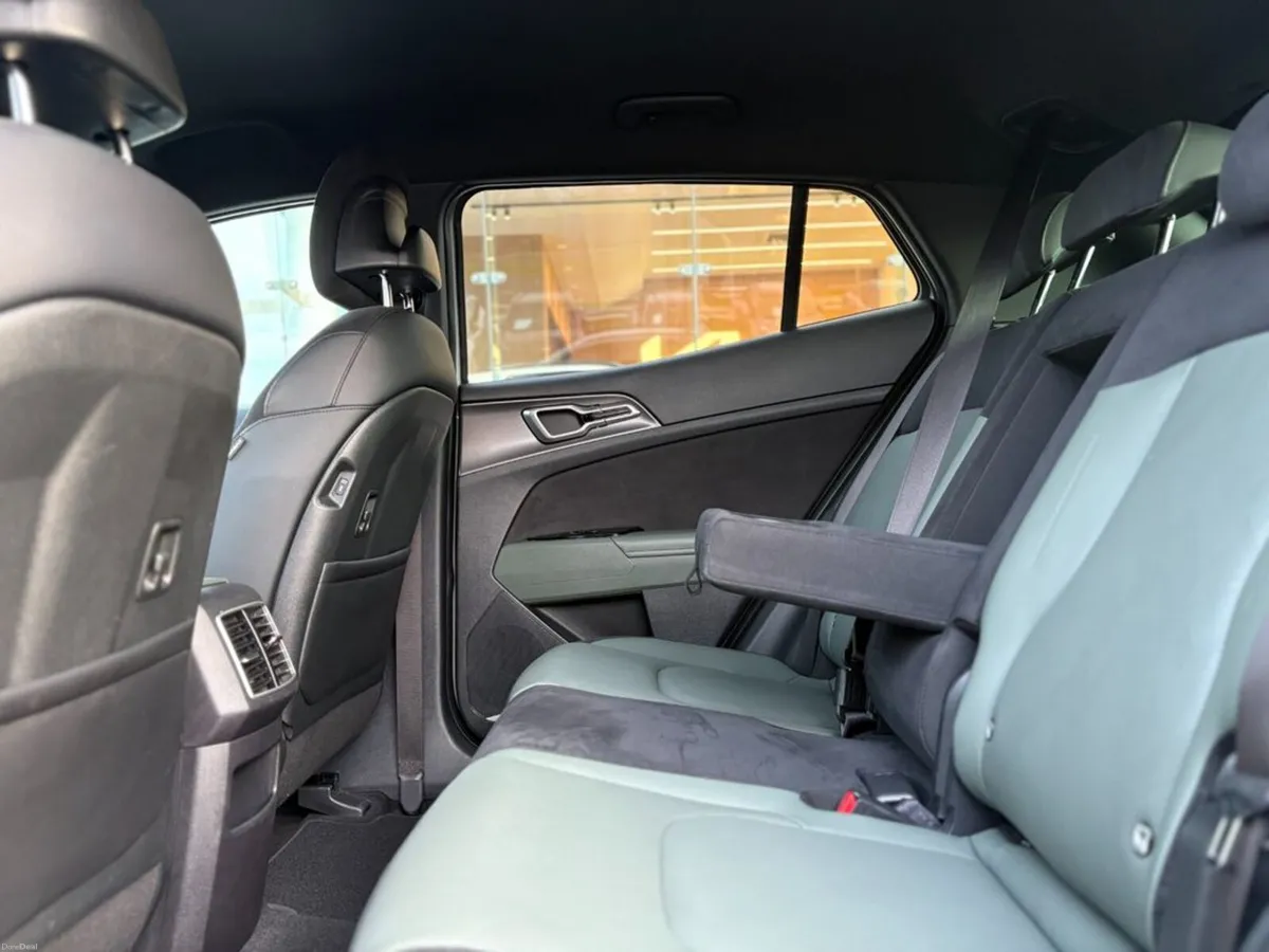 Kia Sportage 1.6 Plug in hybrid - Image 4