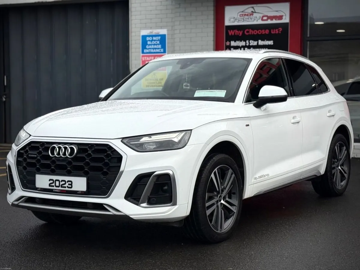 Audi Q5 TFSI E COMPETITION QUATTRO // 12 MONTH WAR - Image 4