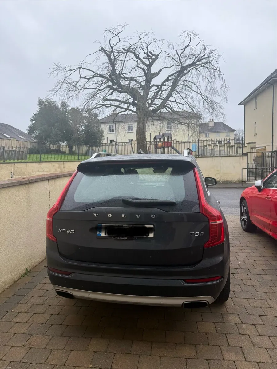 Volvo XC90 Stock Clearing - Image 2