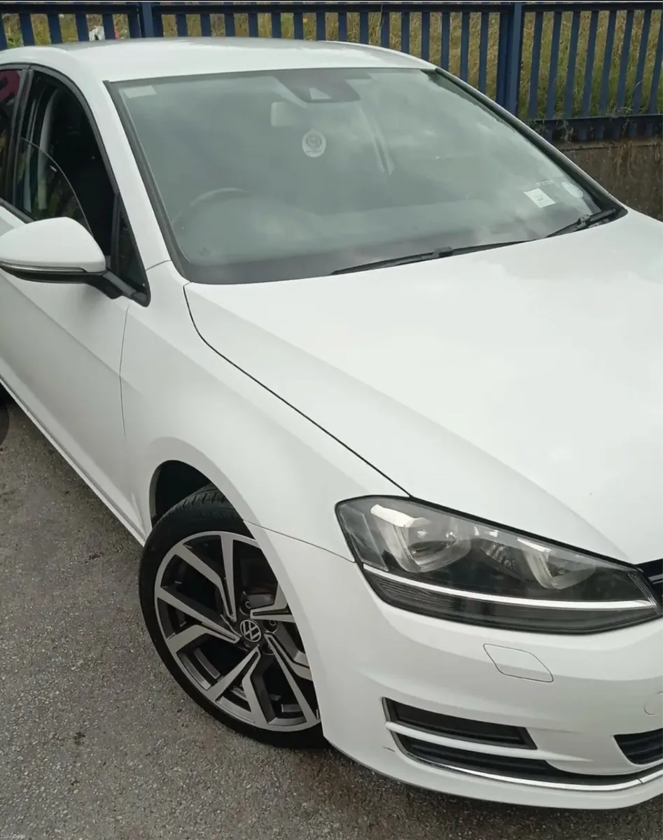 Automatic Volkswagen Golf 1.4 TSI 66K MILES - Image 2