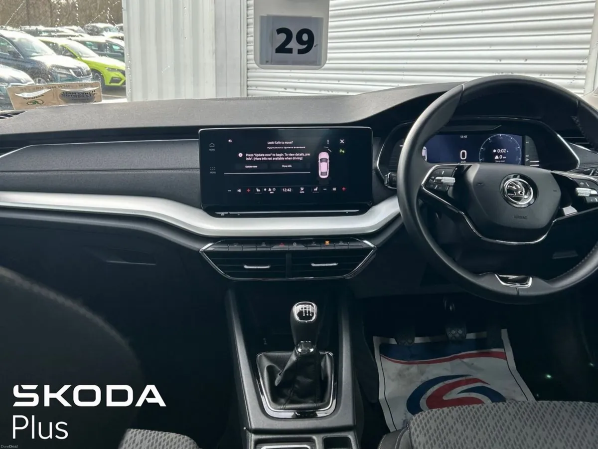 Skoda Octavia OCTAVIA STYLE 2.0 TDI 115 BHP - Image 2