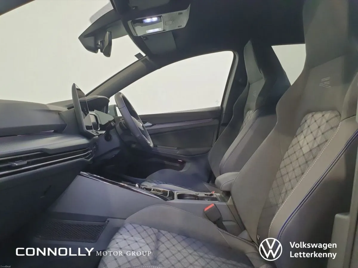 Volkswagen Golf  R-Line - Image 4