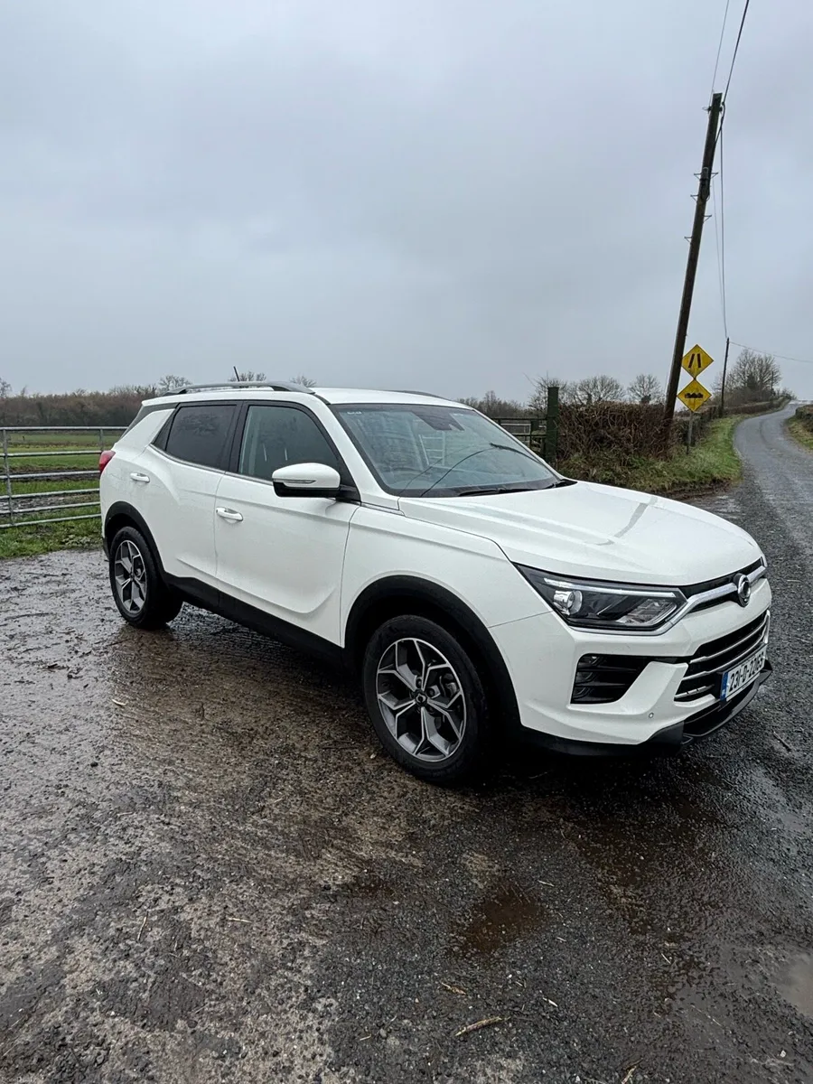 Ssangyong Korando diesel auto 43kms - Image 1