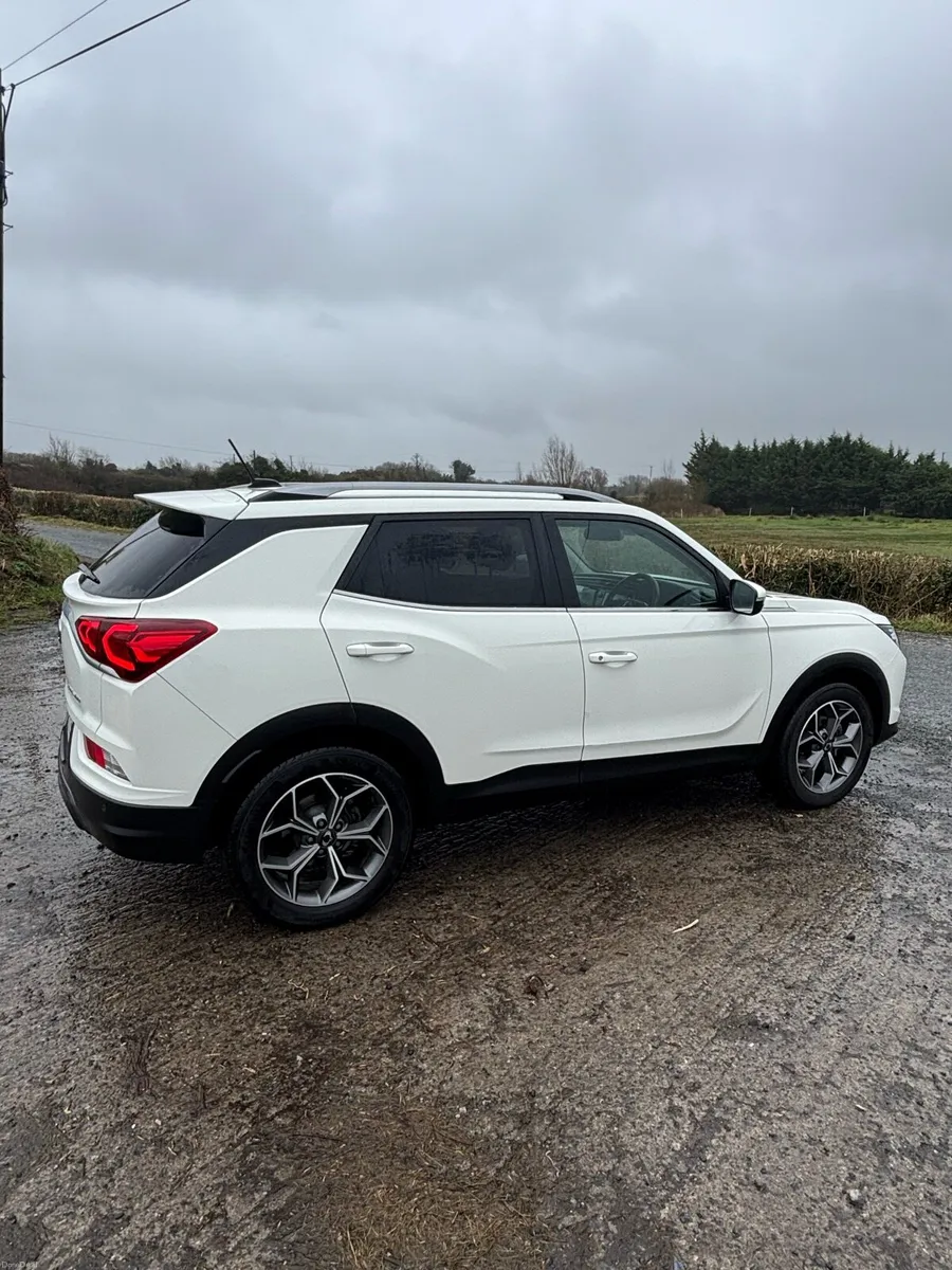 Ssangyong Korando diesel auto 43kms - Image 3