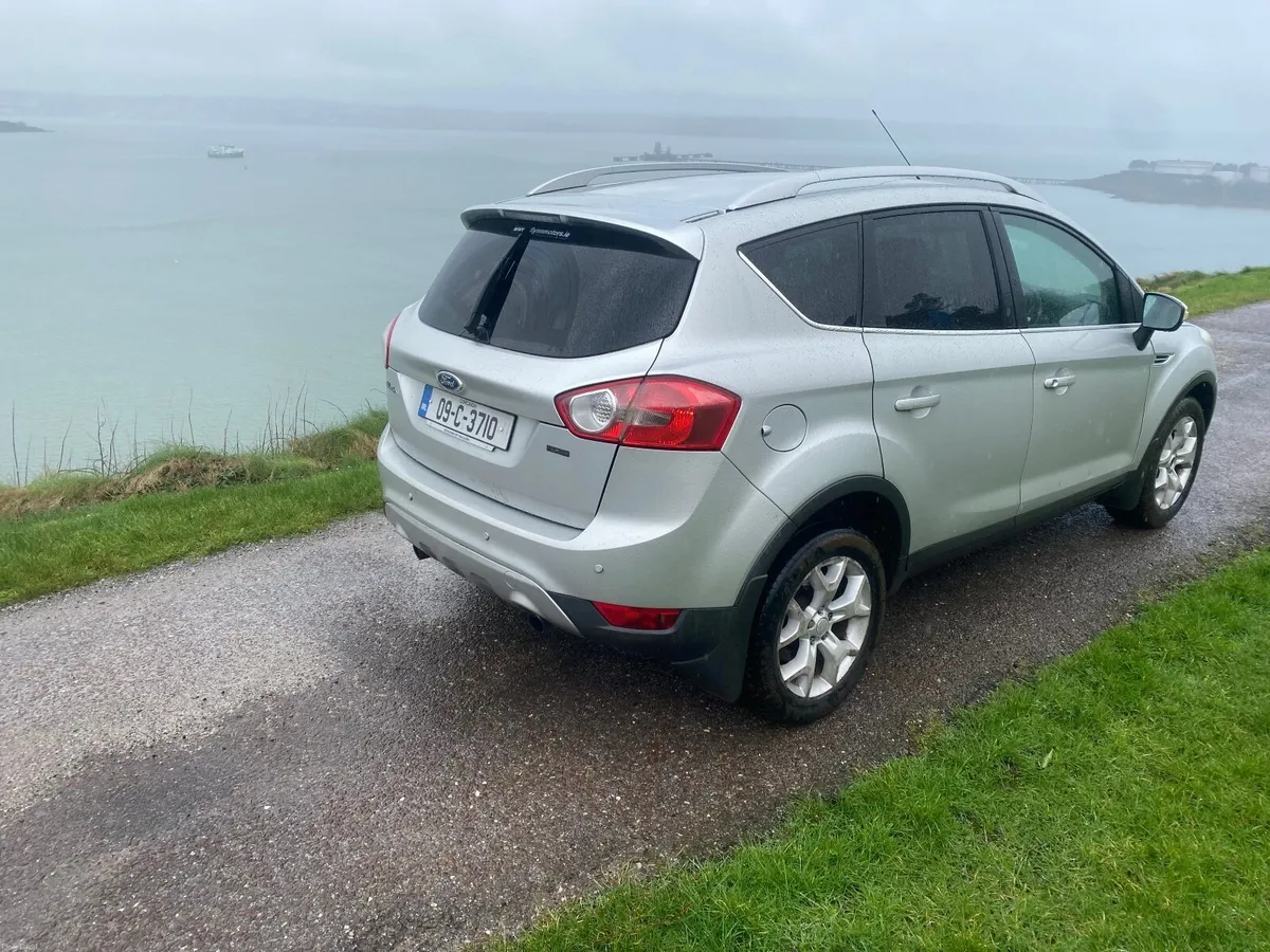 Ford Kuga 2009 - Image 4