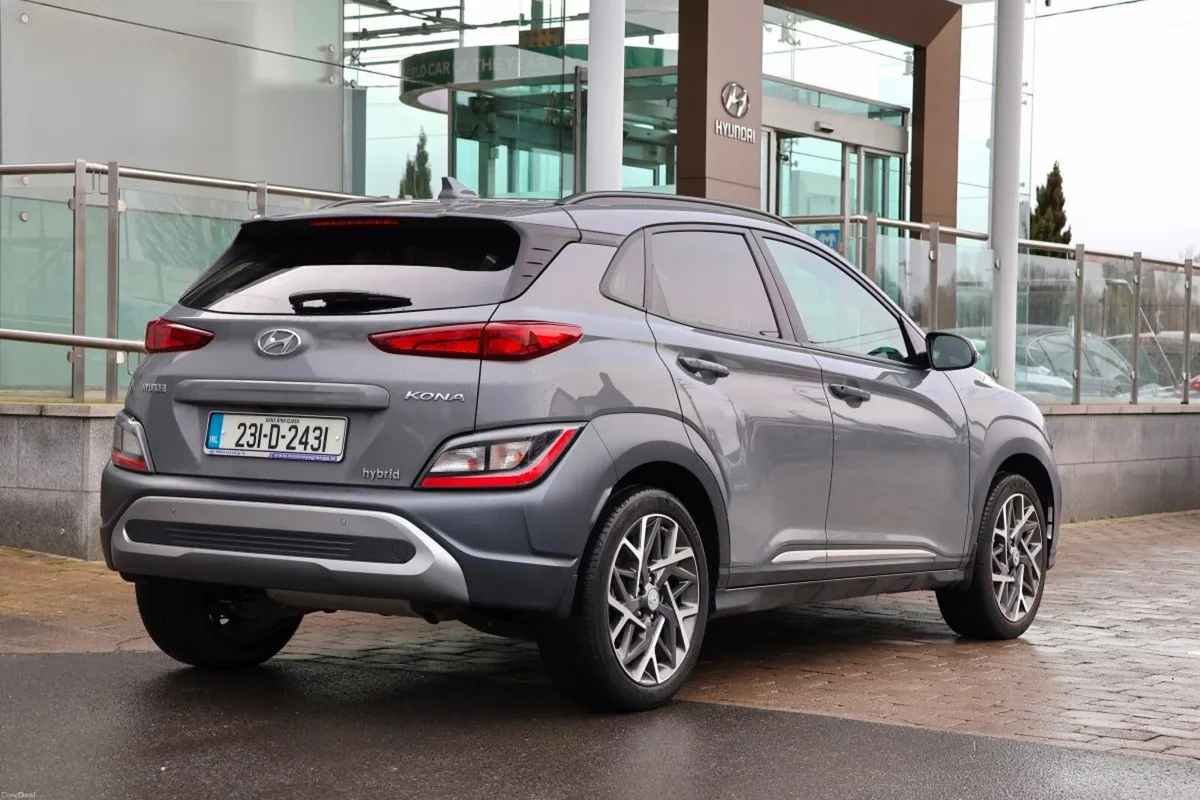 Hyundai KONA 1.6 HYBRID Executive Auto - Image 3