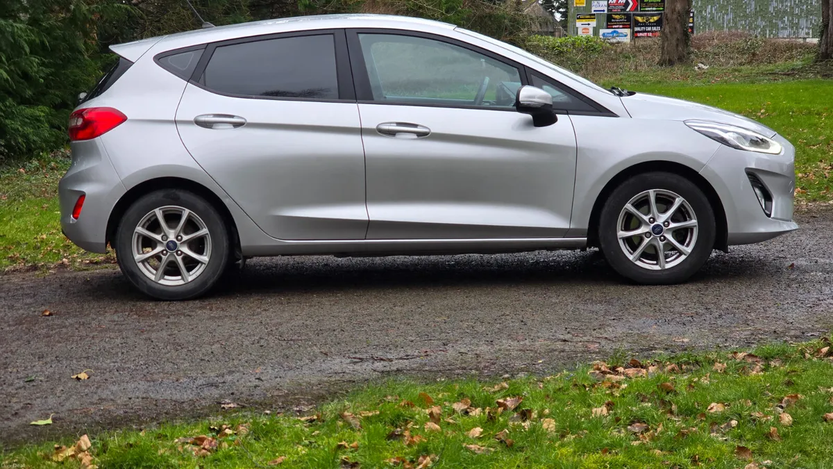 2019 Ford Fiesta 1.1 85BHP Titanium - Image 4