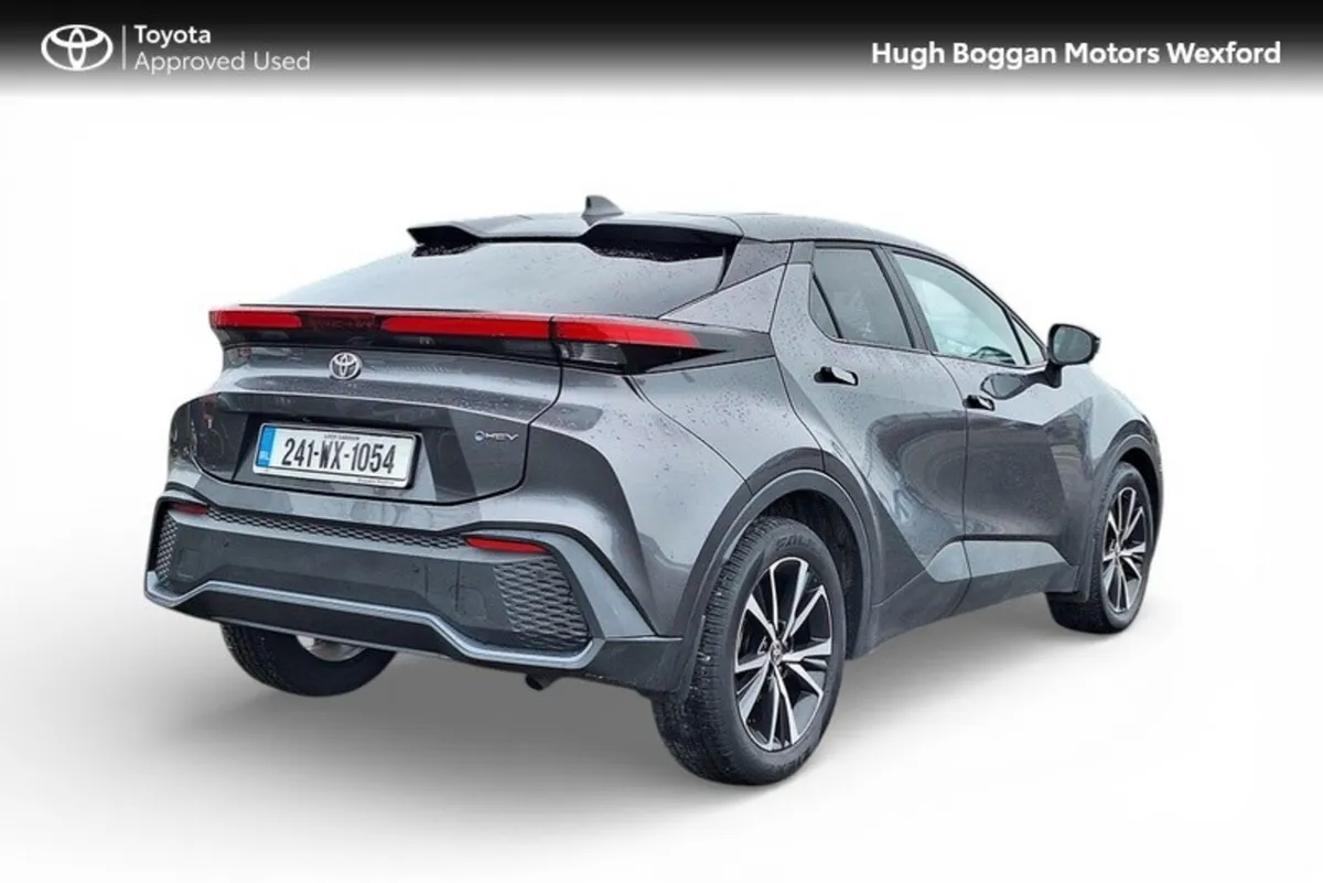 Toyota C-HR HYBRID SPORT - Image 2
