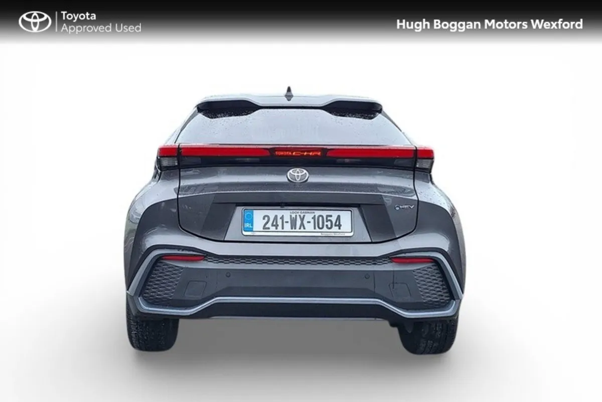 Toyota C-HR HYBRID SPORT - Image 4