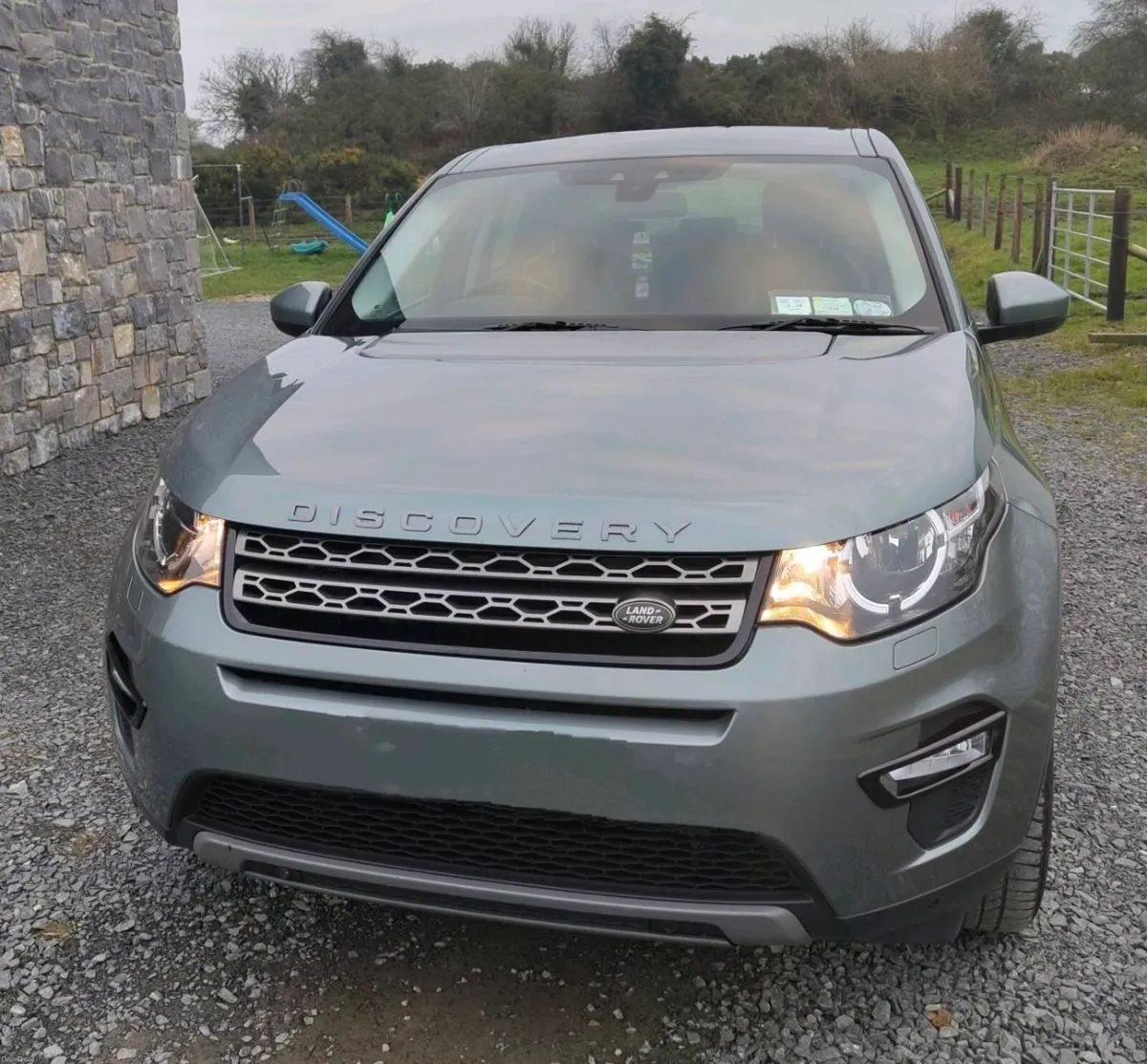 Land Rover - Image 2