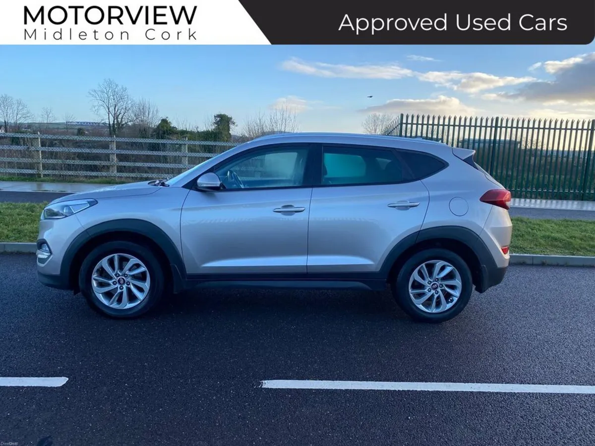 Hyundai Tucson Executive Spec Diesel Leather Sat N - Image 4