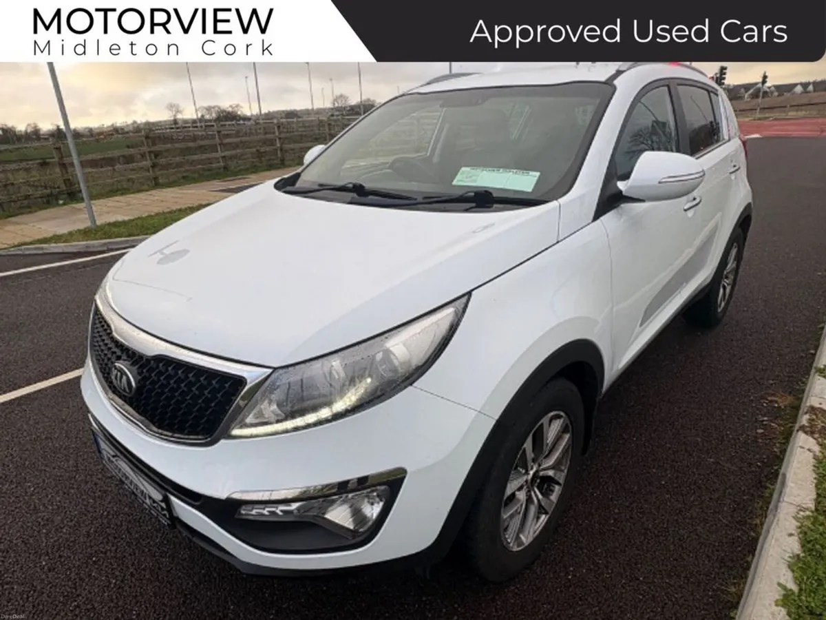 Kia Sportage Platinum spec 1.7D 4DR, Rear Parking - Image 4