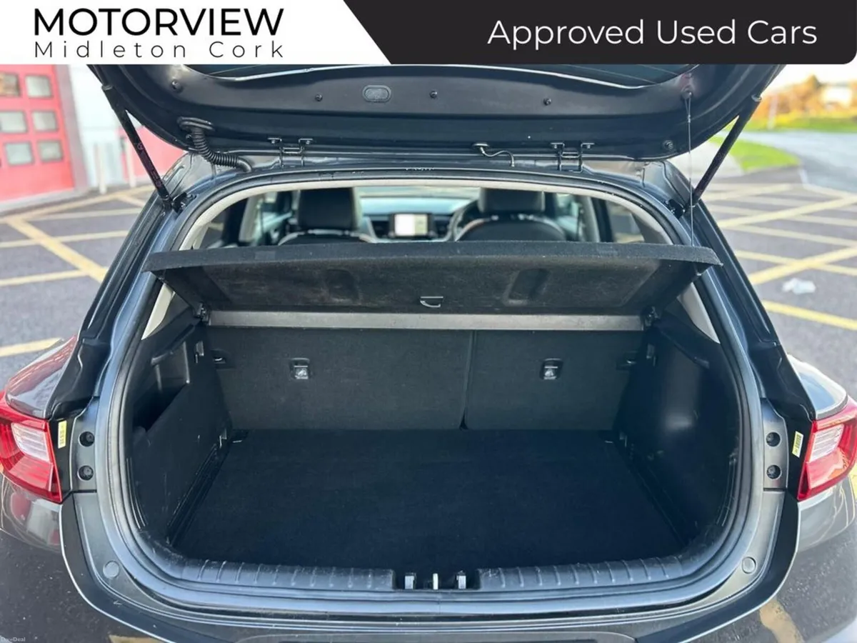 Kia Stonic K3 5DR 1.4P SHOWROOM CONDITION! sold so - Image 4