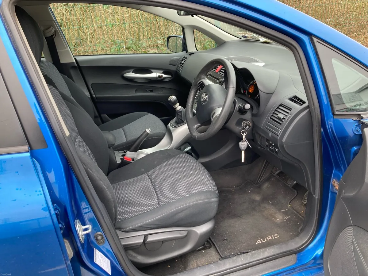 2011 Toyota Auris 1.3 Petrol Only 132000 Klm - Image 4