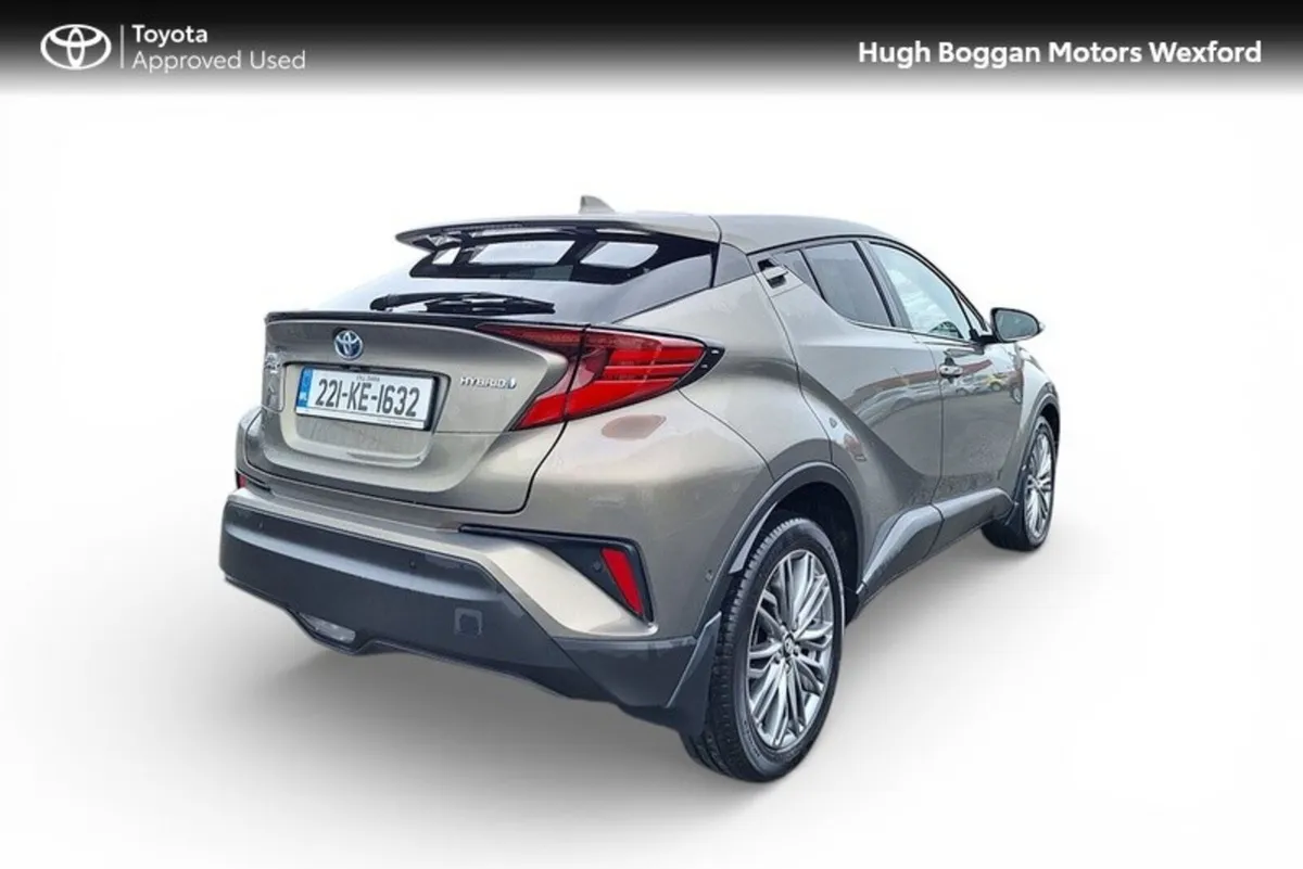 Toyota C-HR HYBRID SOL - Image 2