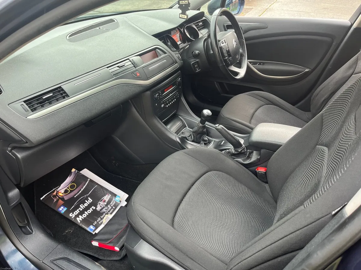 2009 CITROEN C5 ESTATE DRIVING REALLY WELL - Image 4