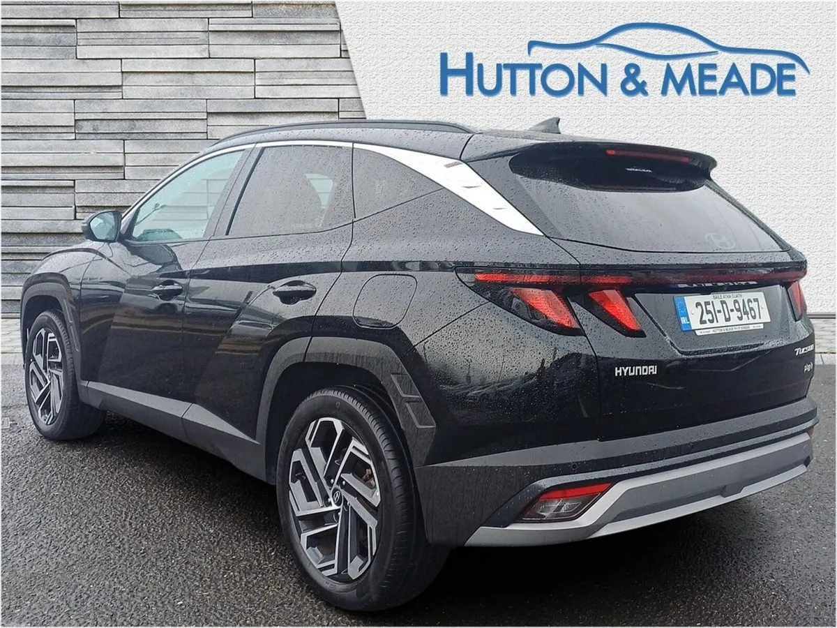 Hyundai Tucson Executive PHEV 1.6 Petrol 5dr - Image 3