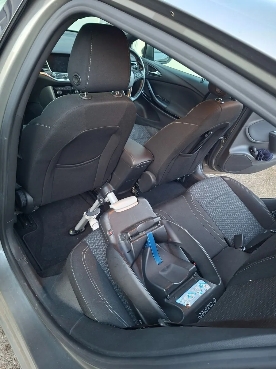 Opel Astra 2016 - Image 4