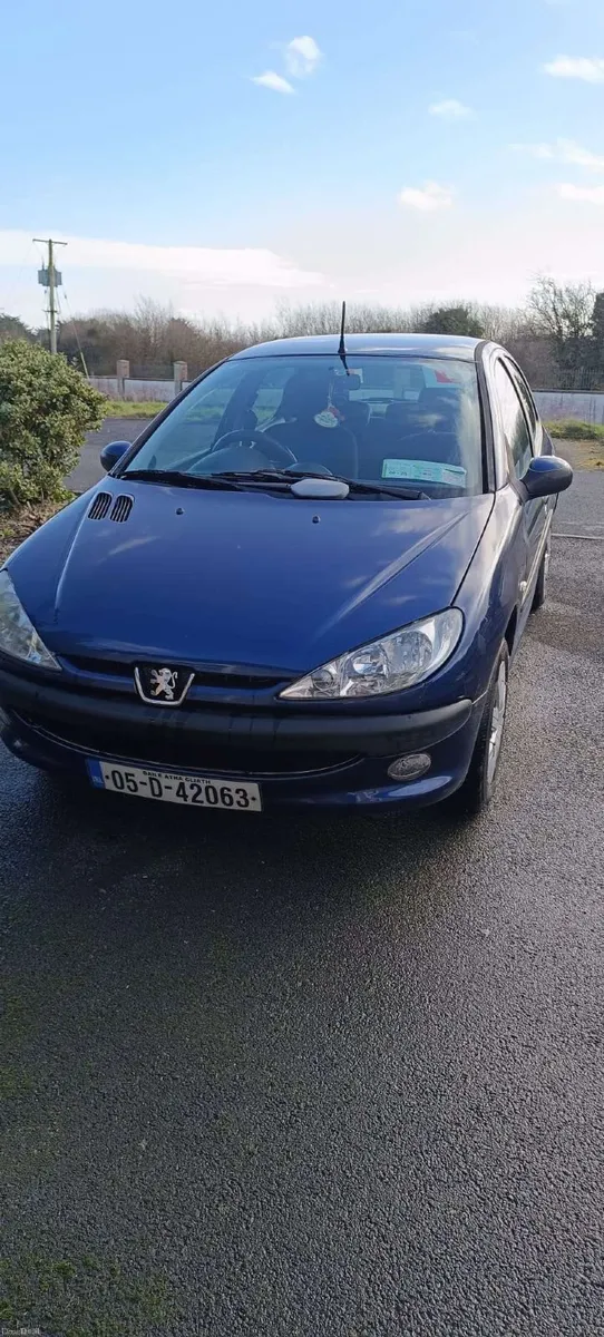 Peugeot 206 2005 Automatic - Image 1