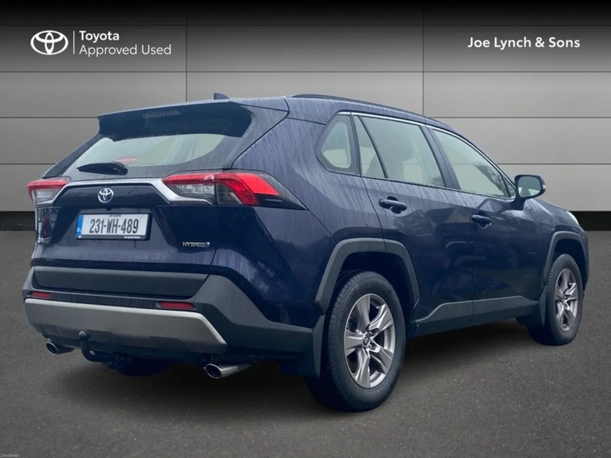 Toyota RAV4 Hybrid Luna - Image 2