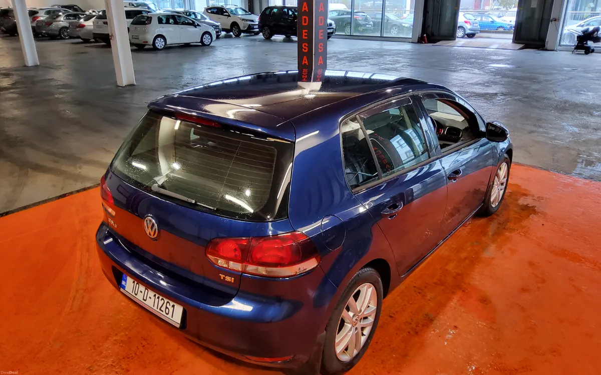 Volkswagen Golf 2010 - Image 3