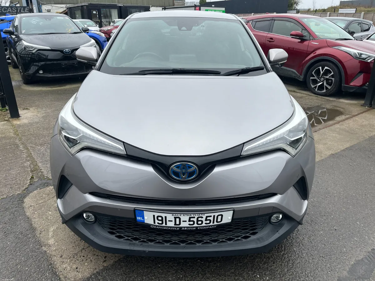 TOYOTA C-HR 2019, 1.8 HYBRID AUTO LOW KM HIGH SPEC - Image 2
