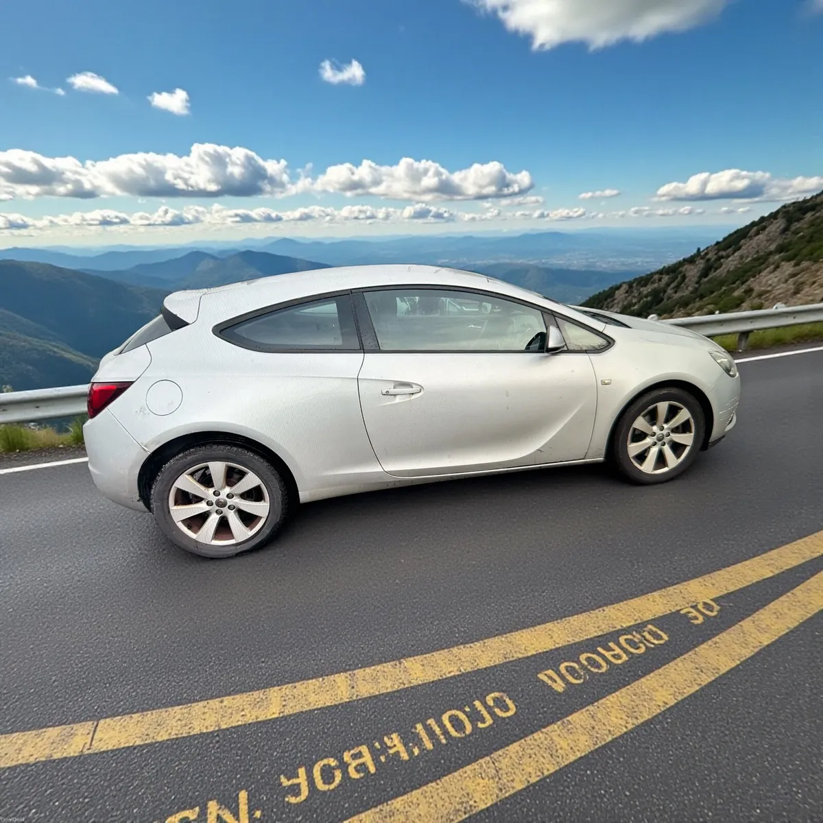 2012 Opel Astra 1.4 16V TURBO 120PS Sport GTC - Image 3