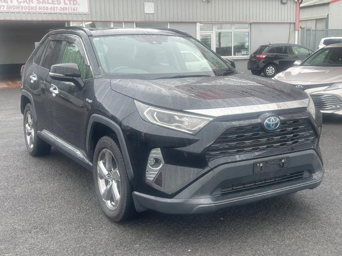2019-2 Toyota Rav 4 - Image 1