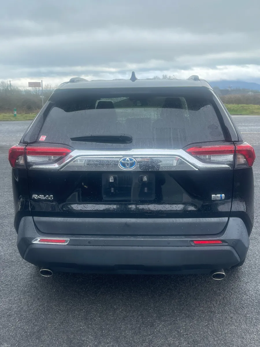 2019-2 Toyota Rav 4 - Image 6
