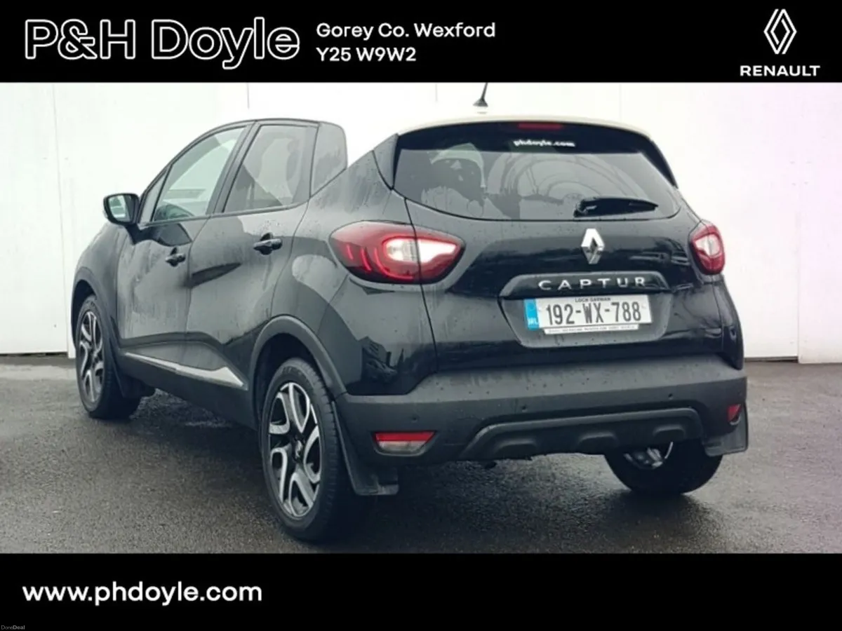 Renault Captur ICONIC - Image 3