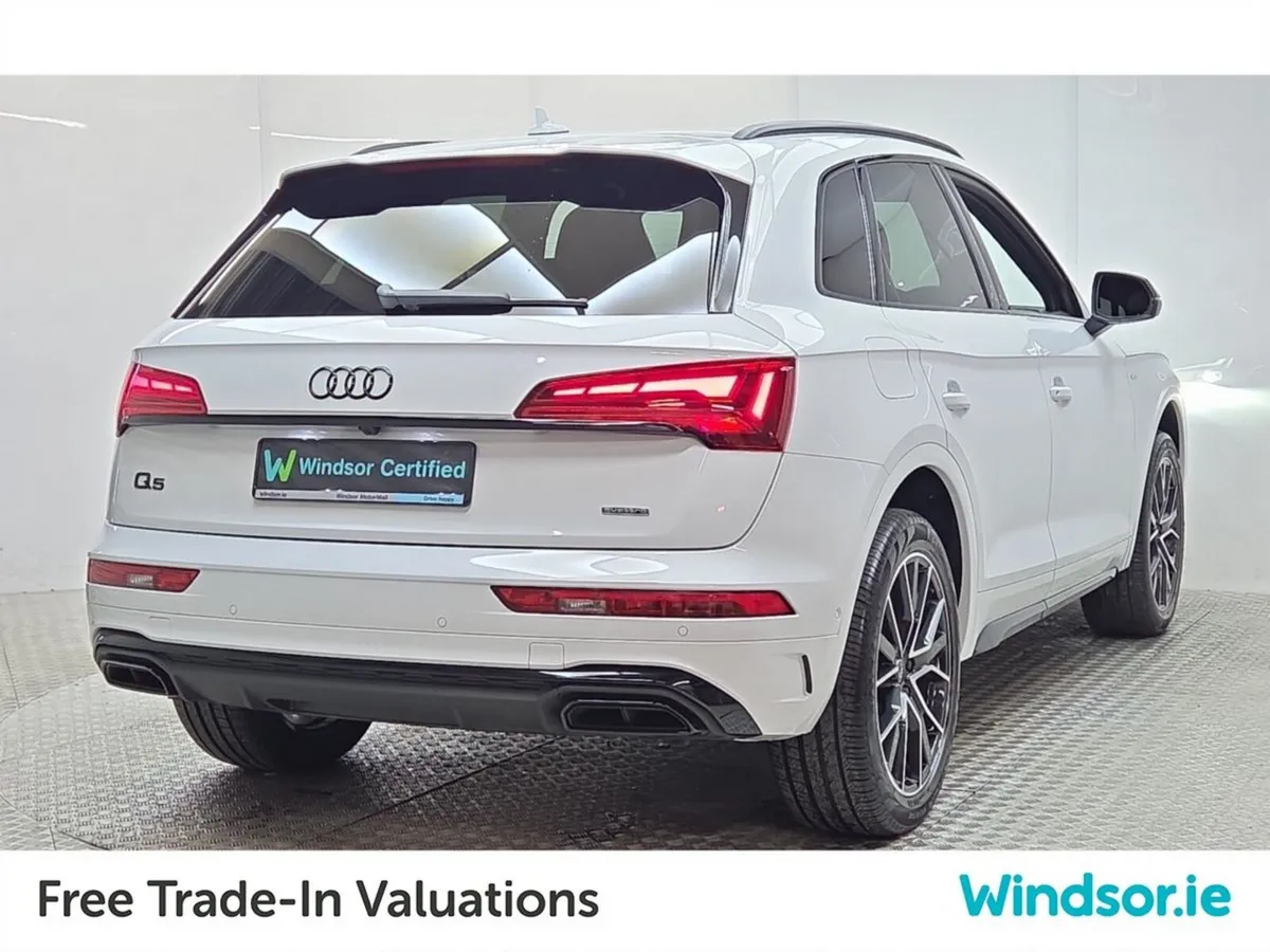Audi Q5 S-Line Black Edition 50 TFSi-e Quattro S-t - Image 3