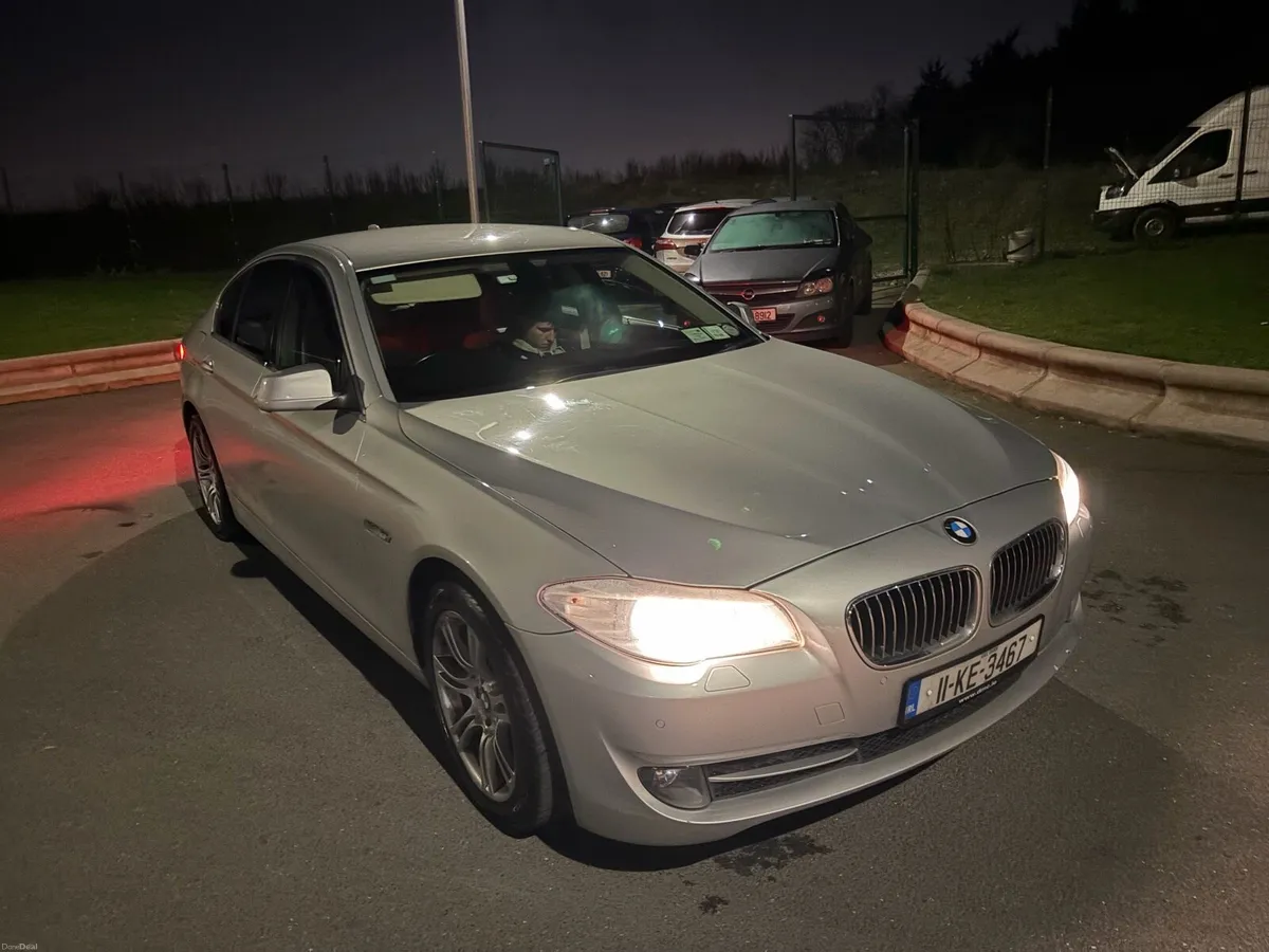 2011 f10 520d automatic - Image 4