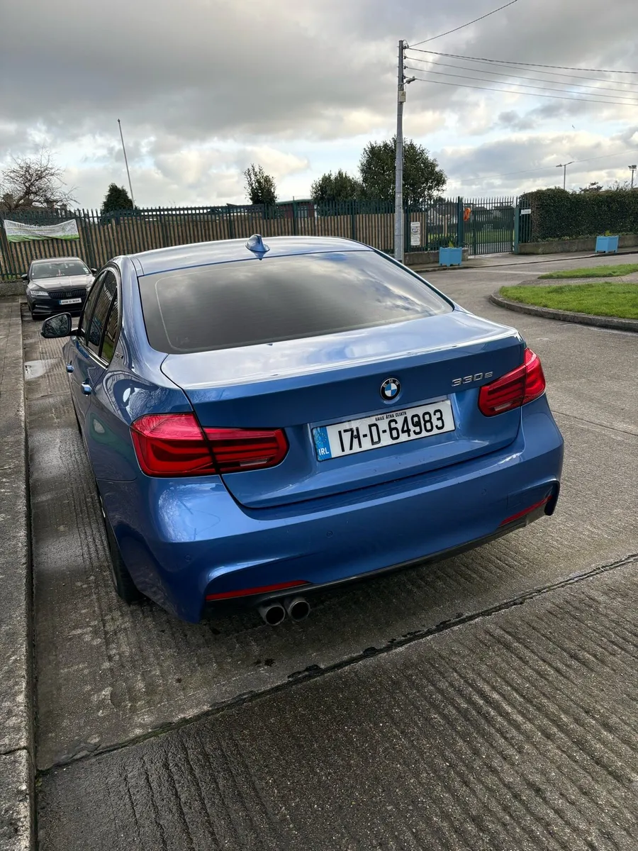 BMW 3-Series 330E M Sport 4DR AUTO - Image 4