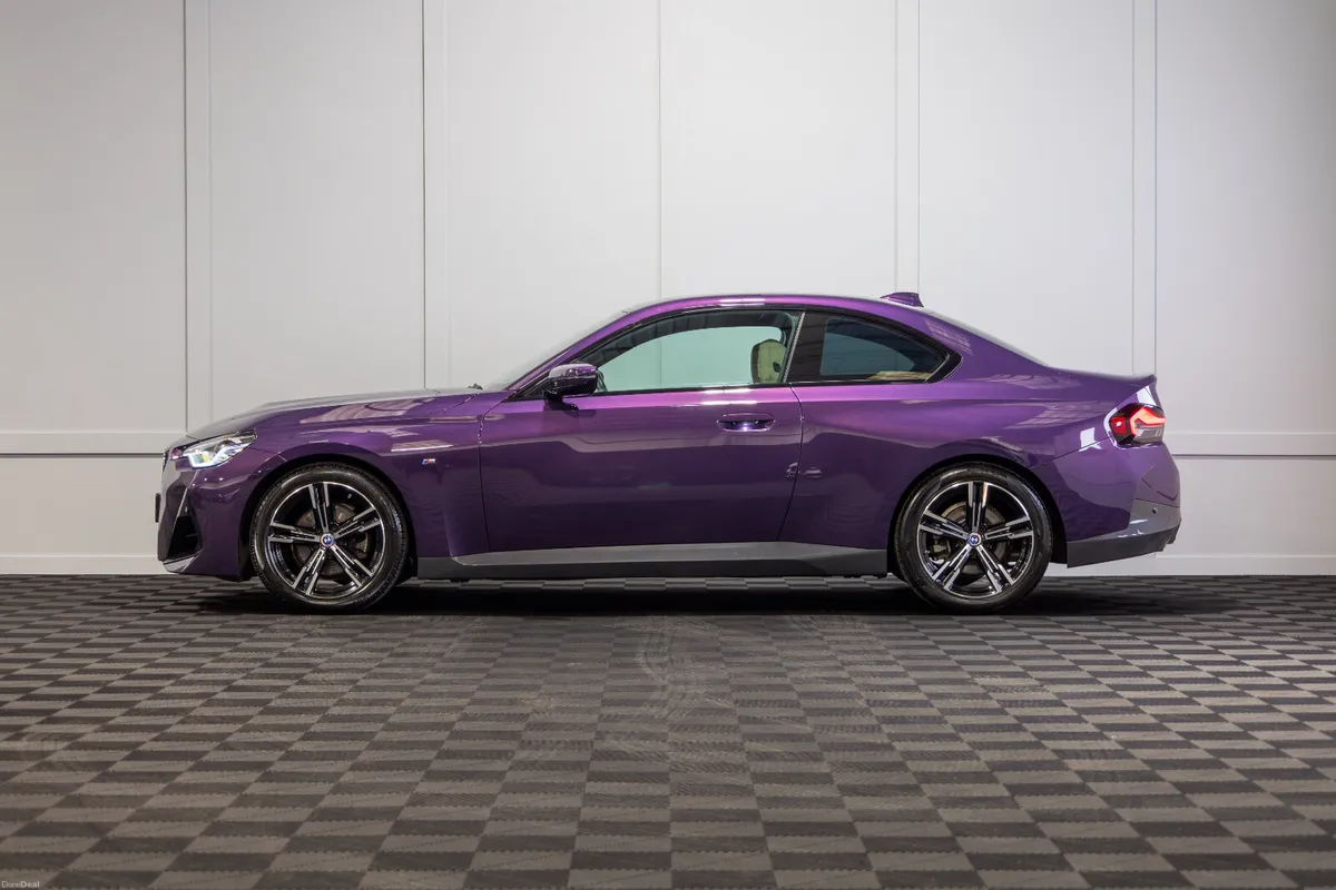 2022 BMW 2-Series 220d M-Sport - Image 3