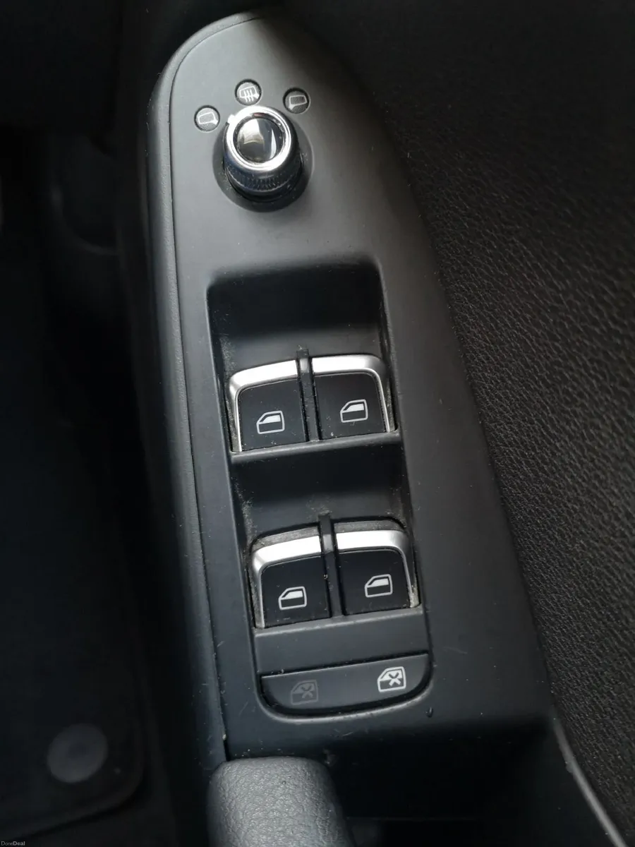 Audi A4 2015 - Image 2