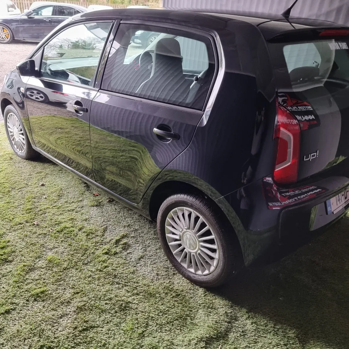 2014 Volkswagen up 1.0 L Automatic - Image 4
