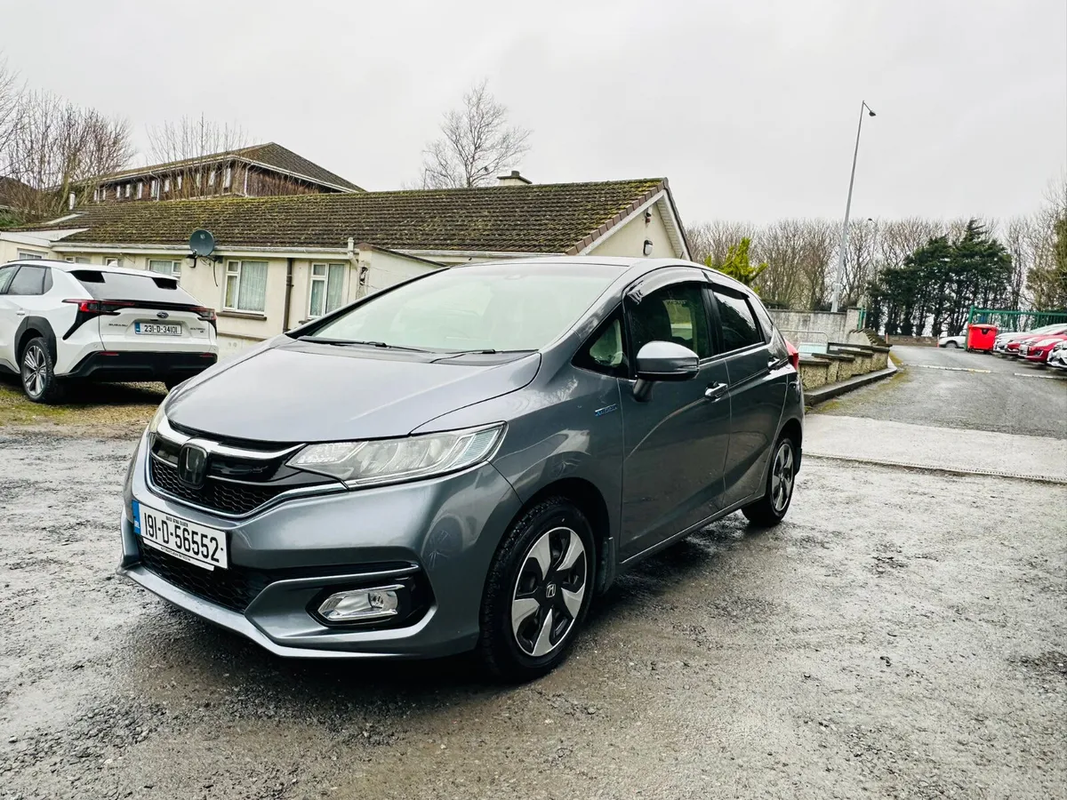 HONDA FIT 2019 LEATHER 11K KM ONLY - Image 4