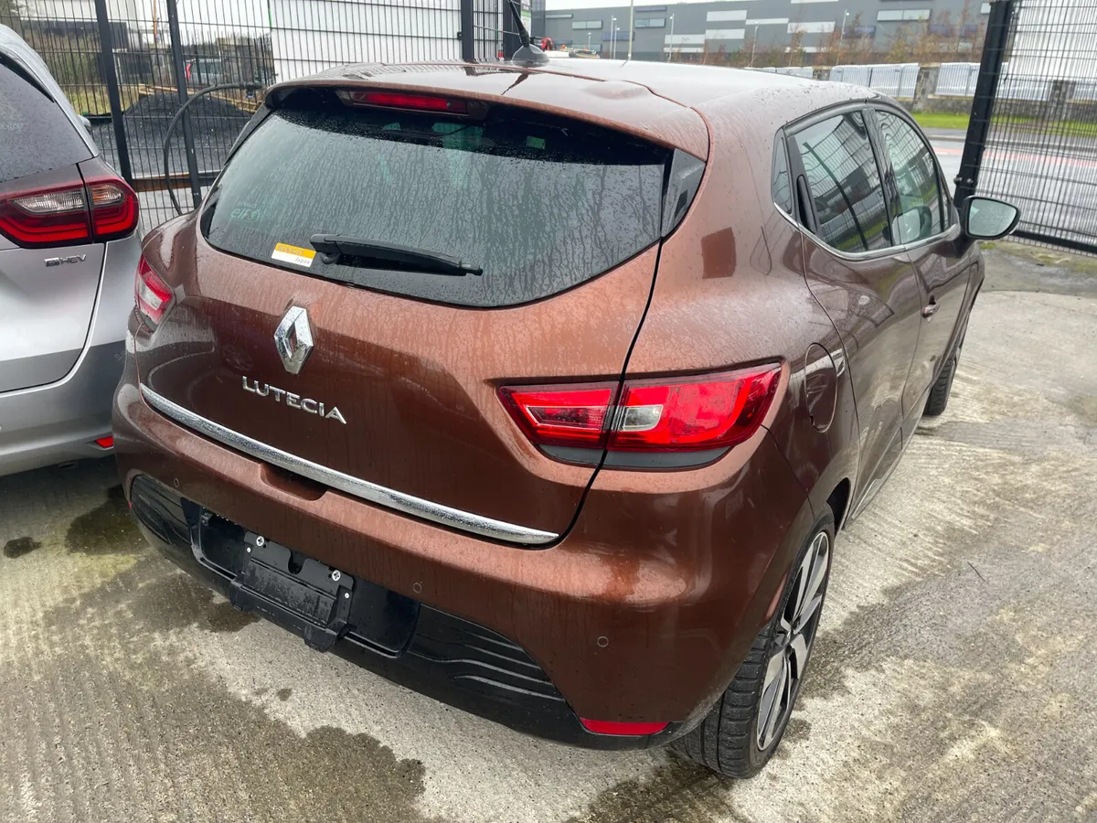 151 Renault Clio 1.2 Automatic (Low Kms) 5dr Model - Image 2